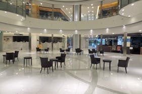 【神戸ハーバーランドumie(ウミエ)】イベント会場「サウスモール1階中央特設会場(ロタンダ)」