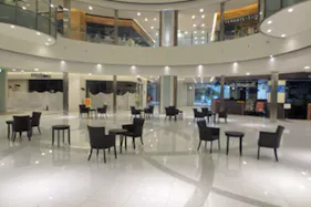 【神戸ハーバーランドumie(ウミエ)】イベント会場「サウスモール1階中央特設会場(ロタンダ)」