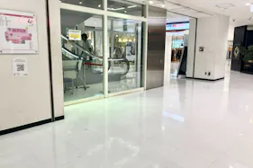 【本厚木ミロード】本厚木ミロード②4F エスカレーター横