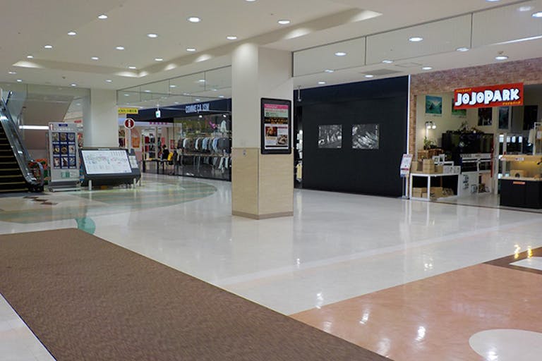 【イオンモールつがる柏】アミューズメント東入口の画像1