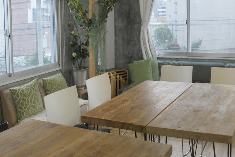 【JR大久保駅3分】オフサイトミーティング・ワークショップ・撮影に適したカフェ風スペースの画像4