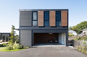 【茨城県ひたちなか市】自主企画マルシェやワークショップに最適なお手頃価格のレンタルスペース「Living2」/敷地全体の貸切イベント開催も可能!