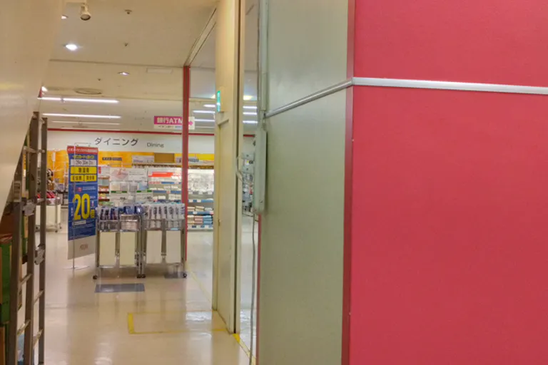 【イオン船岡店】1Fエスカレーター前 販促プロモーションに最適なスーパー店内催事イベントスペースの画像6