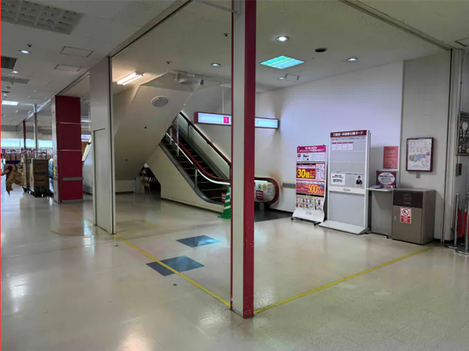 【イオン船岡店】１Fエスカレーター前 販促プロモーションに最適なスーパー店内催事イベントスペース