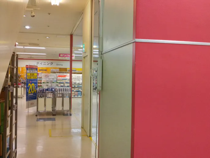 【イオン船岡店】１Fエスカレーター前 販促プロモーションに最適なスーパー店内催事イベントスペース
