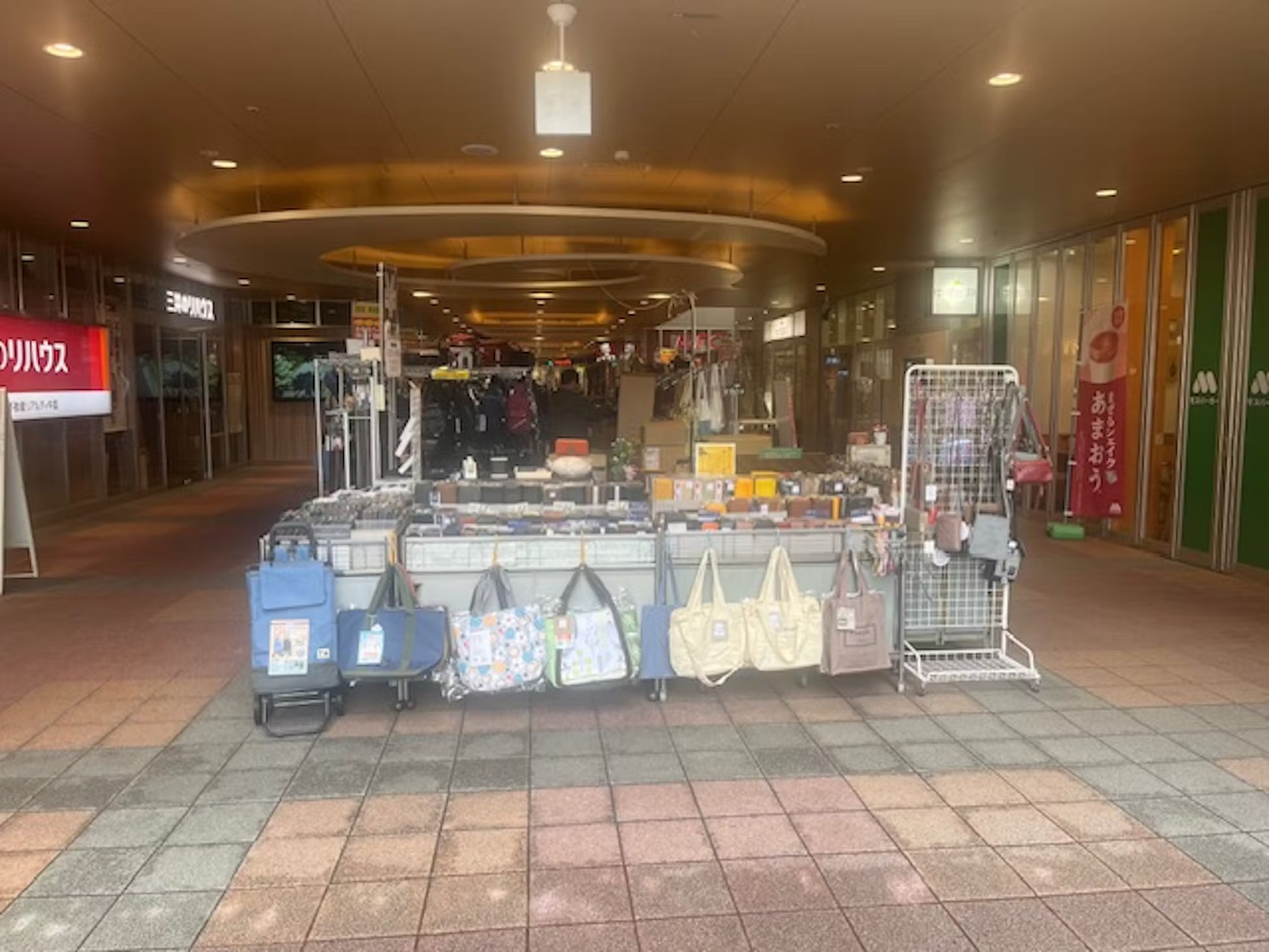 【フレスタモールカジル横川】プロモーションや物販に最適なエントランススペース①