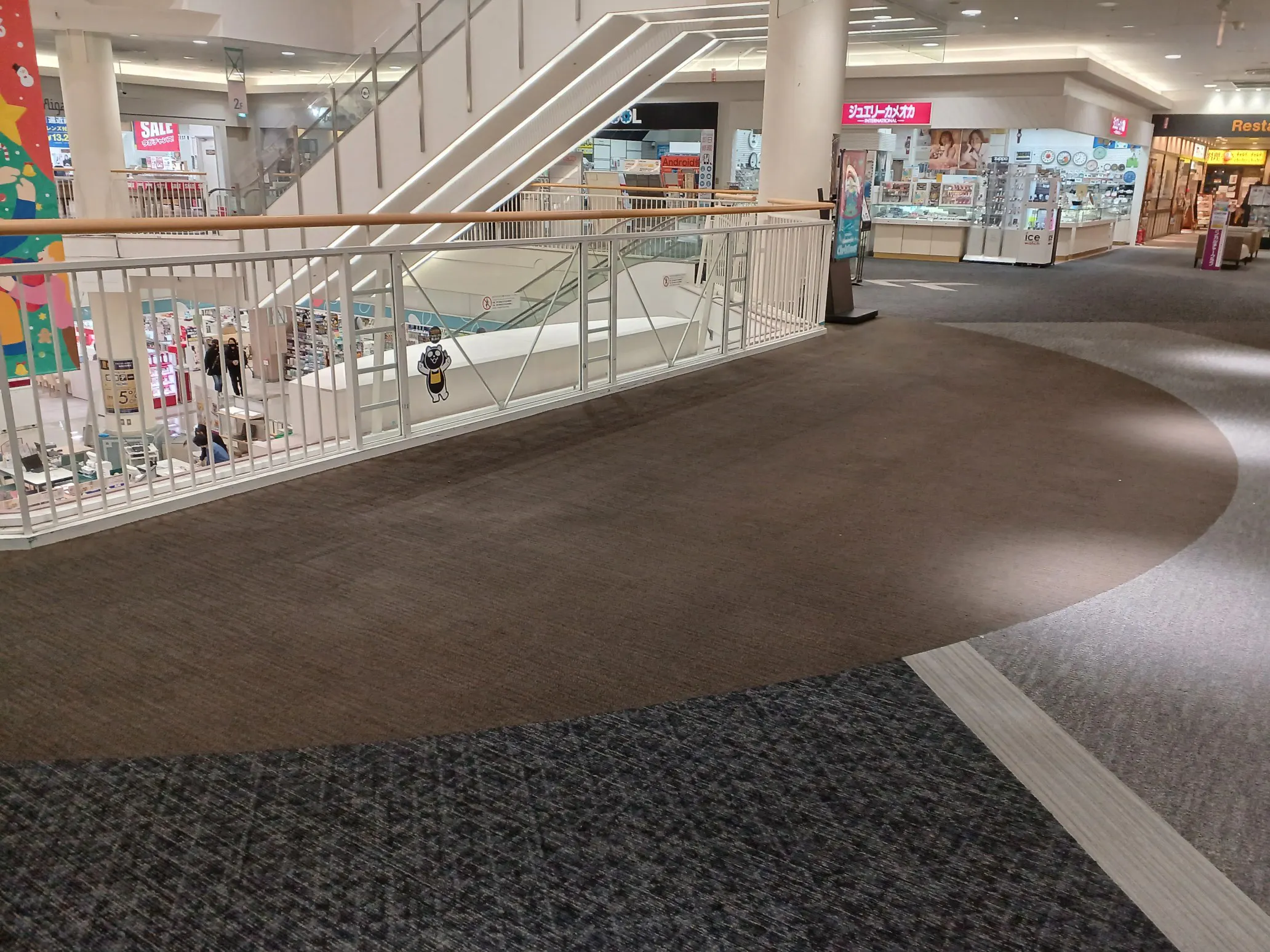 【イオンモール日根野*】【イオンモール日根野】2FブリッジA スペース（ハニーズ前）の画像
