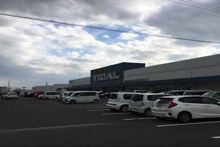 【スーパーセンタートライアル際波店】キッチンカー(調理営業)出店限定/屋外スペースの画像2