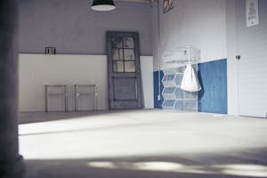 【代々木上原駅6分】展示会場や撮影に最適な一棟貸し可能なNewYorkのアパートメントの様なお洒落なイベントスペース(一棟貸し)