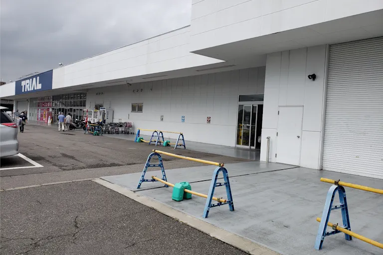【スーパーセンタートライアル半田亀崎店】キッチンカー(調理営業)出店限定/屋外スペースの画像1