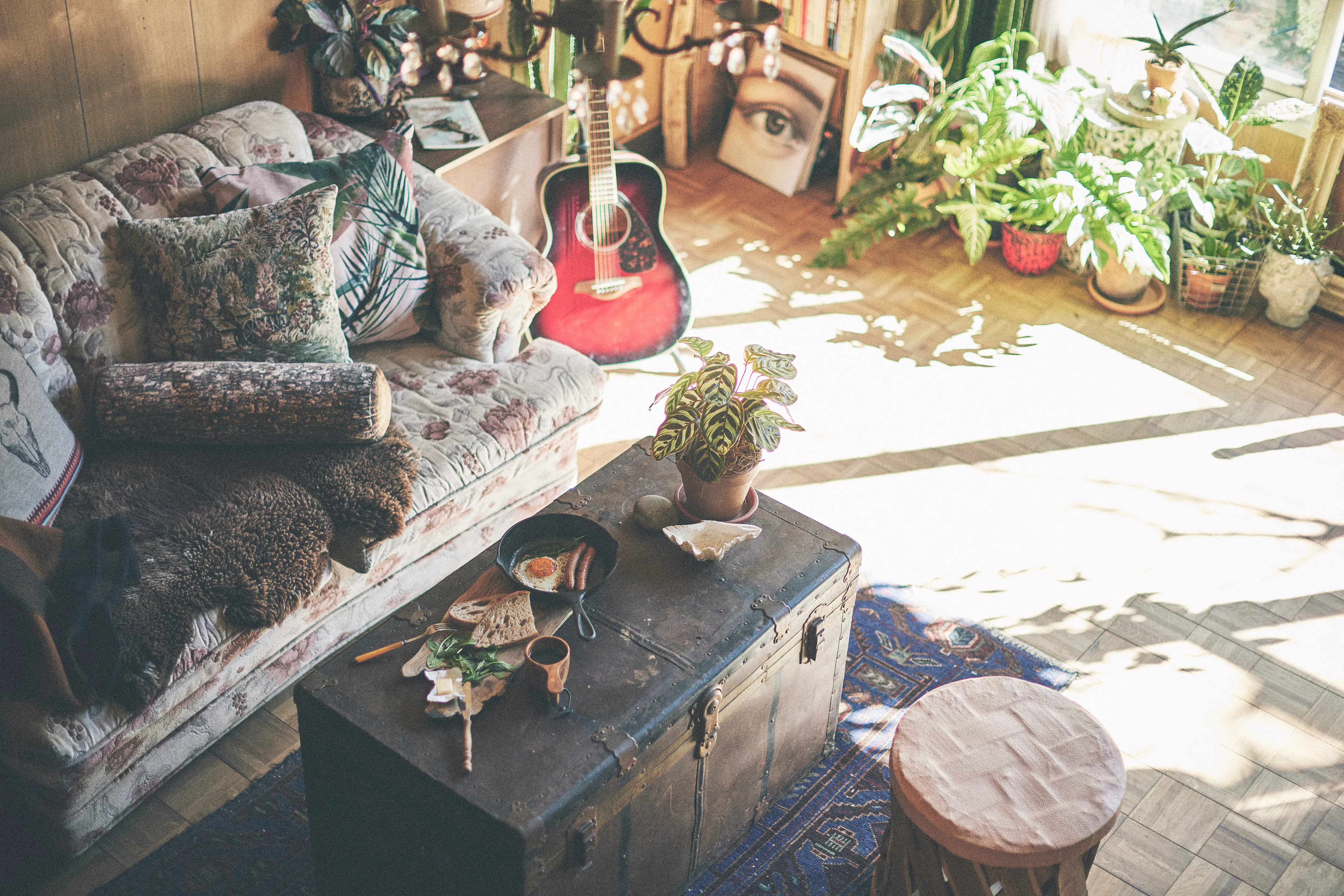 【三軒茶屋駅2分】CMやミュージックビデオ、ファッション系の撮影に最適な、山の暮らしをイメージした路面スタジオ