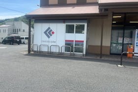 【フレスタ新見店】キッチンカーに利用可能な店頭入り口スペース