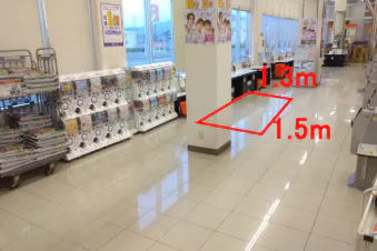 【ザ・ビッグ大曲福田店】レジ横催事スペース② 販促プロモーションや物販に最適なスーパー店内催事イベントスペース