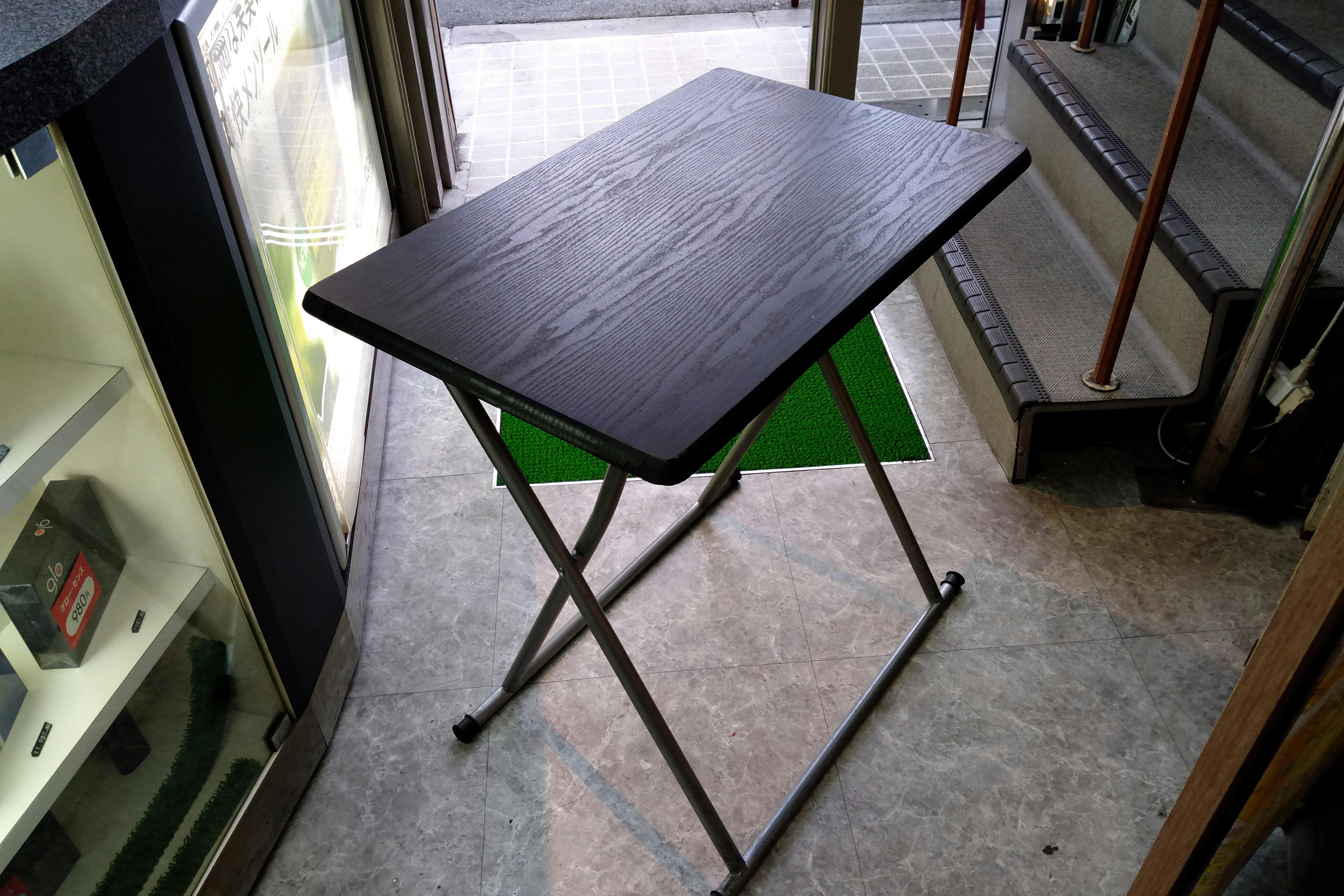 【京橋駅2分】 アーケード商店街内の一等地路面スペース