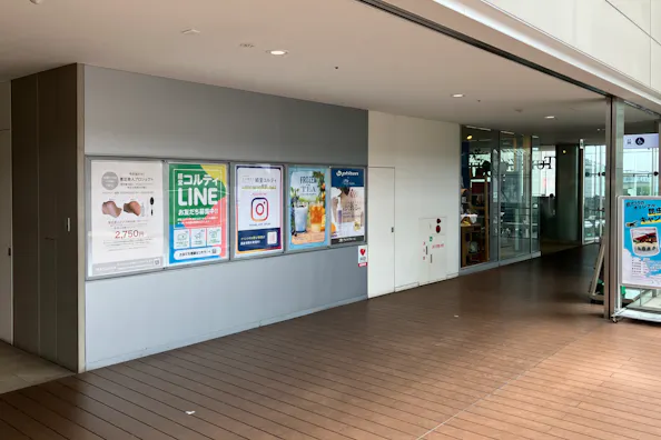 【経堂コルティ】経堂コルティ2階エスカレーター横