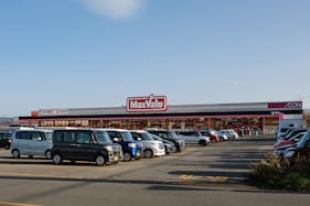 【マックスバリュ安原店】各種プロモーションイベントに最適な店舗内で視認性の良いイベントスペース