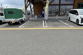 【ダイナム高知土佐店】キッチンカーやプロモーションに最適なアミューズメント施設のイベントスペース(店舗駐車場)