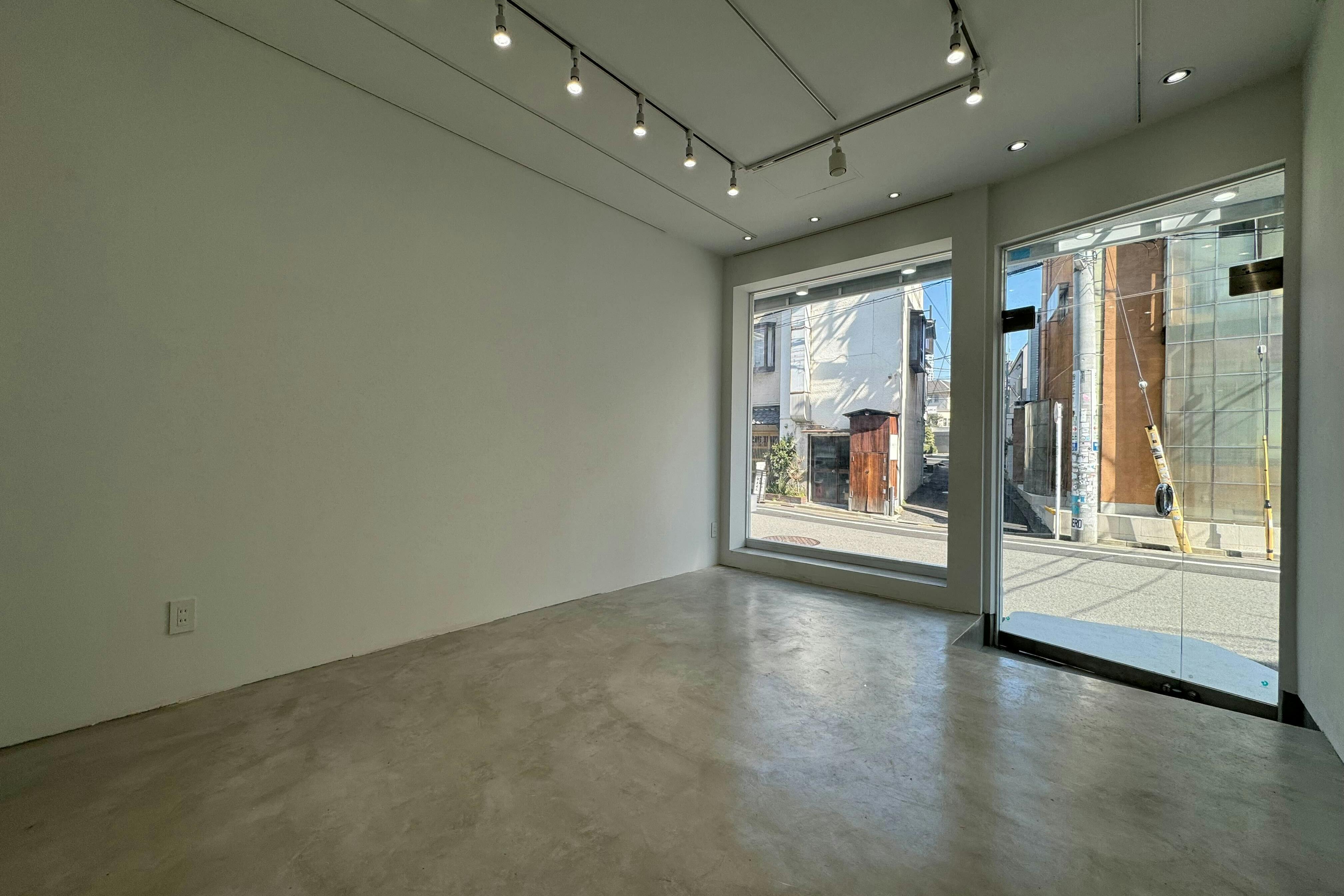 【代官山駅3分】セレクトショップやポップアップストア、アート個展、受注展示会に適した恵比寿駅からもアクセス可能な代官山T-SITE(蔦屋書店)やフォレストゲート代官山付近の路面ギャラリースペース