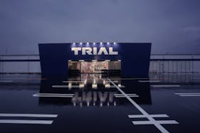 【スーパーセンタートライアル長府店】キッチンカー(調理営業)出店限定/屋外スペース