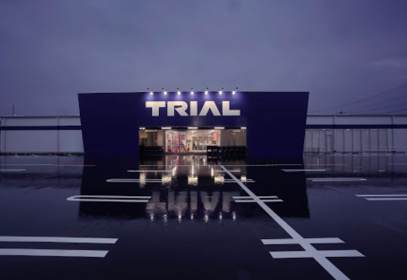 【スーパーセンタートライアル長府店】キッチンカー（調理営業）出店限定/屋外スペース