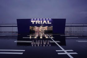 【スーパーセンタートライアル長府店】キッチンカー(調理営業)出店限定/屋外スペース