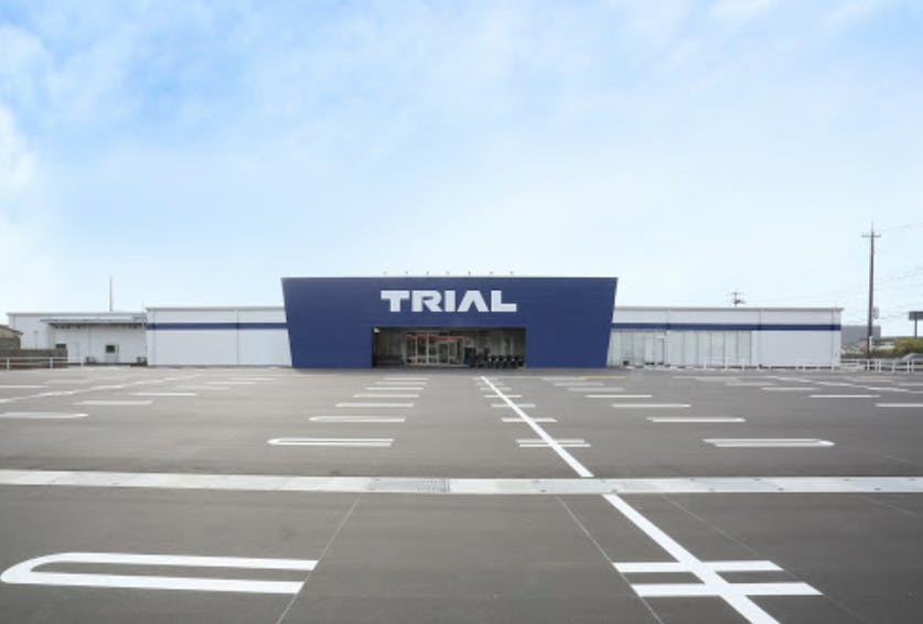 【スーパーセンタートライアル長府店】キッチンカー（調理営業）出店限定/屋外スペース