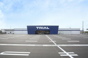 【スーパーセンタートライアル長府店】キッチンカー(調理営業)出店限定/屋外スペース