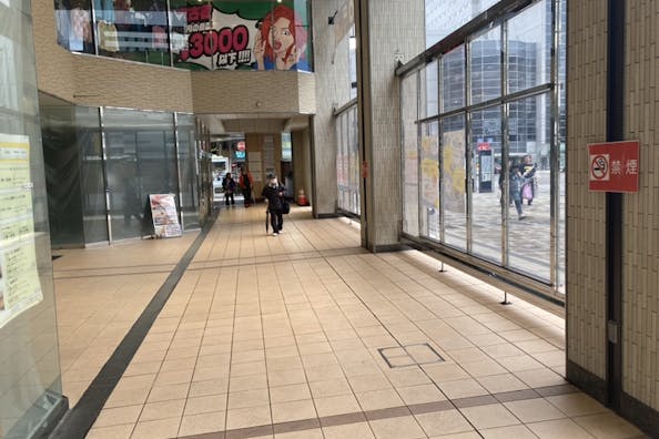 【マリエとやま】ポップアップストアや各種PR利用に適した人通りの多い半屋外のイベントスペース