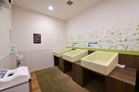 【イオンモール長久手】モール内広告 ベビールーム(3F)