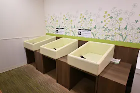 【イオンモール長久手】モール内広告 ベビールーム(3F)