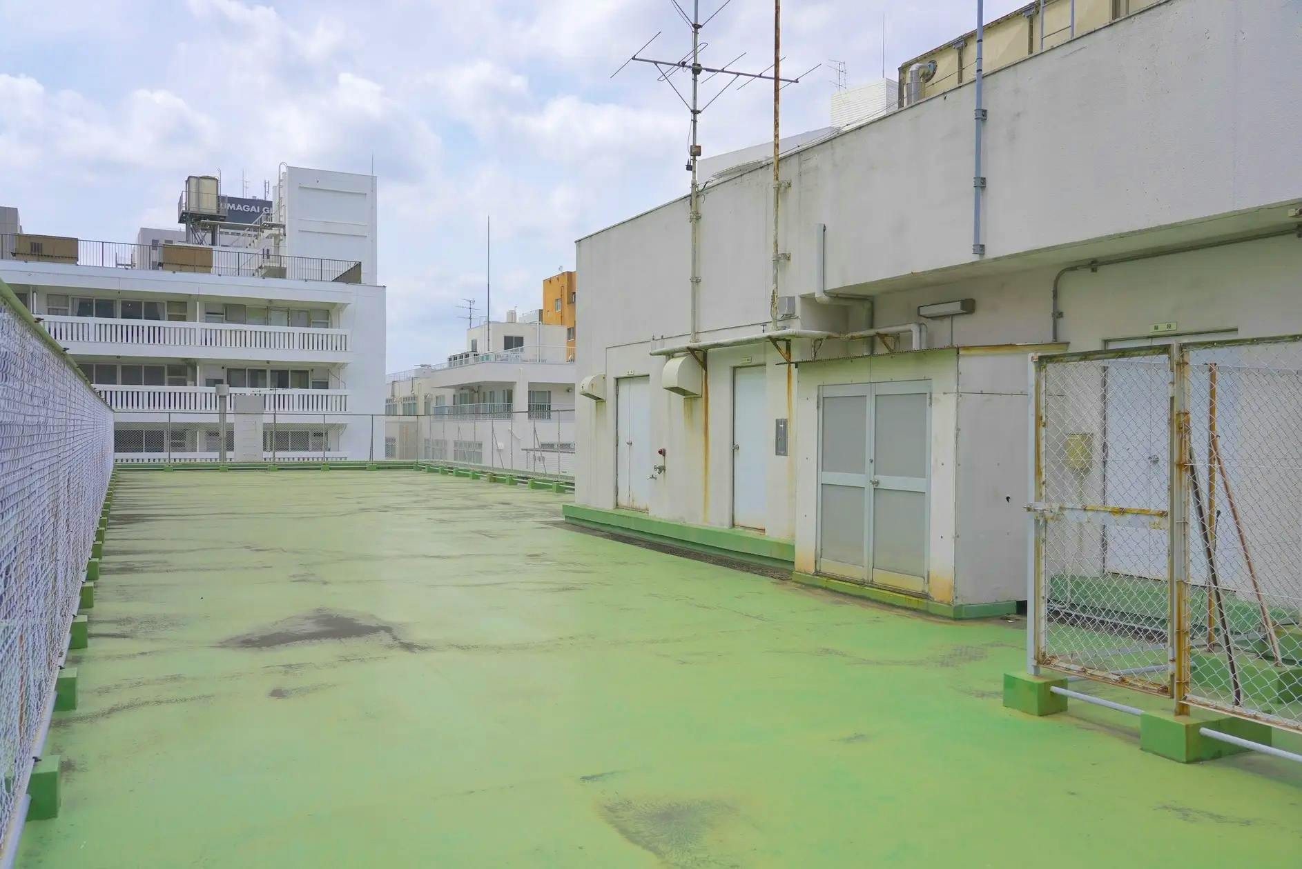 【飯田橋駅2分】撮影やイベントに最適な学校跡地のレンタルスペース(ビル一棟貸し)