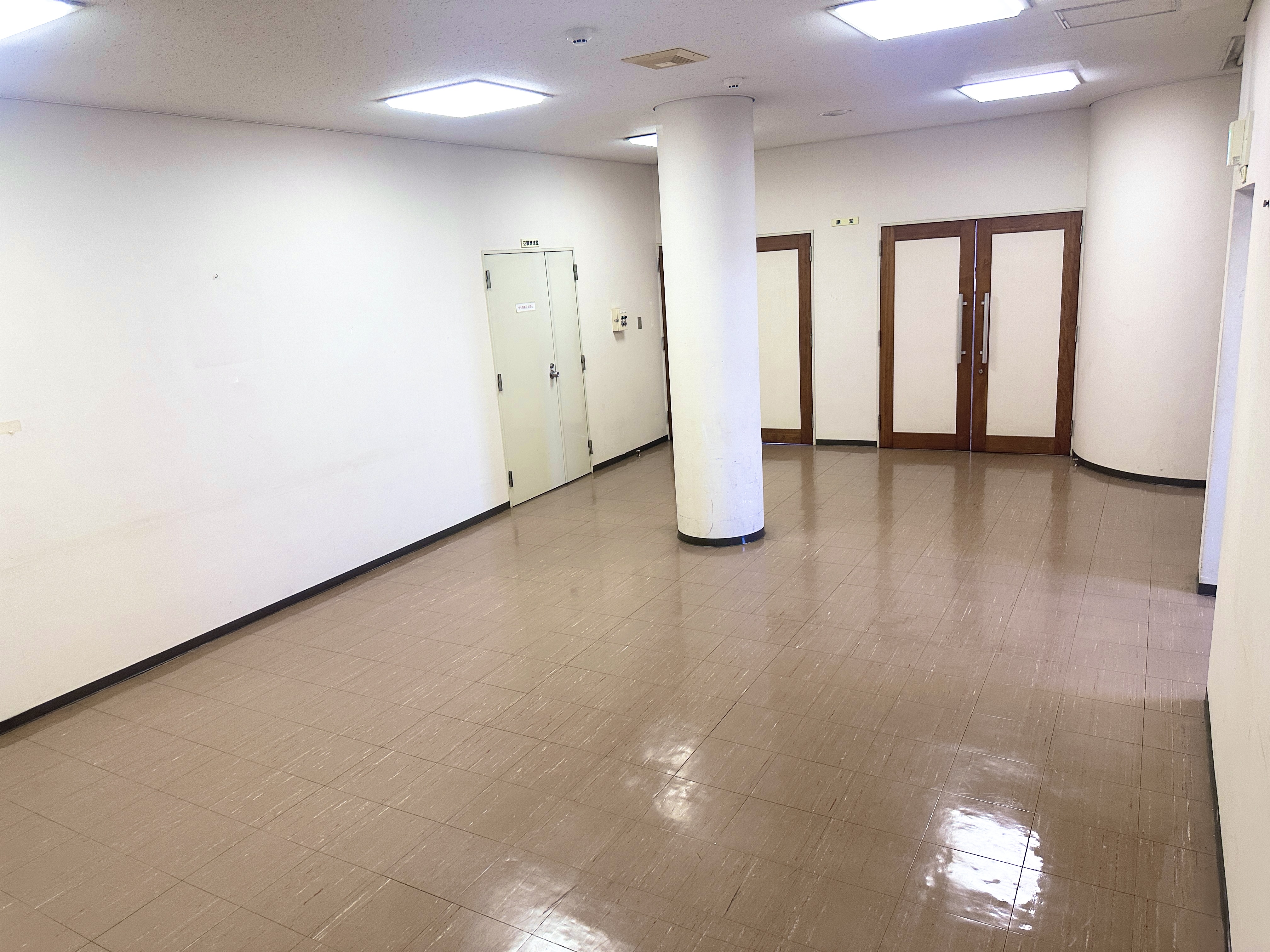 【飯田橋駅2分】撮影やイベントに最適な学校跡地のレンタルスペース（ビル一棟貸し）