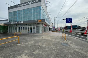 【エディオン外環大東店】ポップアップ・プロモーション・キッチンカーの出店に適した入口前スペース
