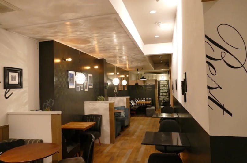 【石手川公園駅9分】展示会や撮影に適したお洒落な内装のイベントスペース