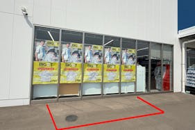 【スーパーセンタートライアル古賀花見店】キッチンカー(調理営業)出店限定/1F駐車場前 キッチンカースペース② ※メイン出入口は2Fの①