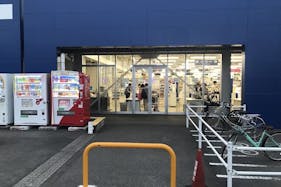 【スーパーセンタートライアル小山店】キッチンカー(調理営業)出店限定/屋外スペース ※ケバブと焼鳥利用不可