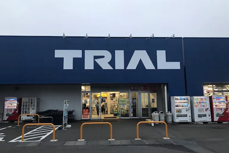 【スーパーセンタートライアル小山店】キッチンカー(調理営業)出店限定/屋外スペース ※ケバブと焼鳥利用不可の画像4