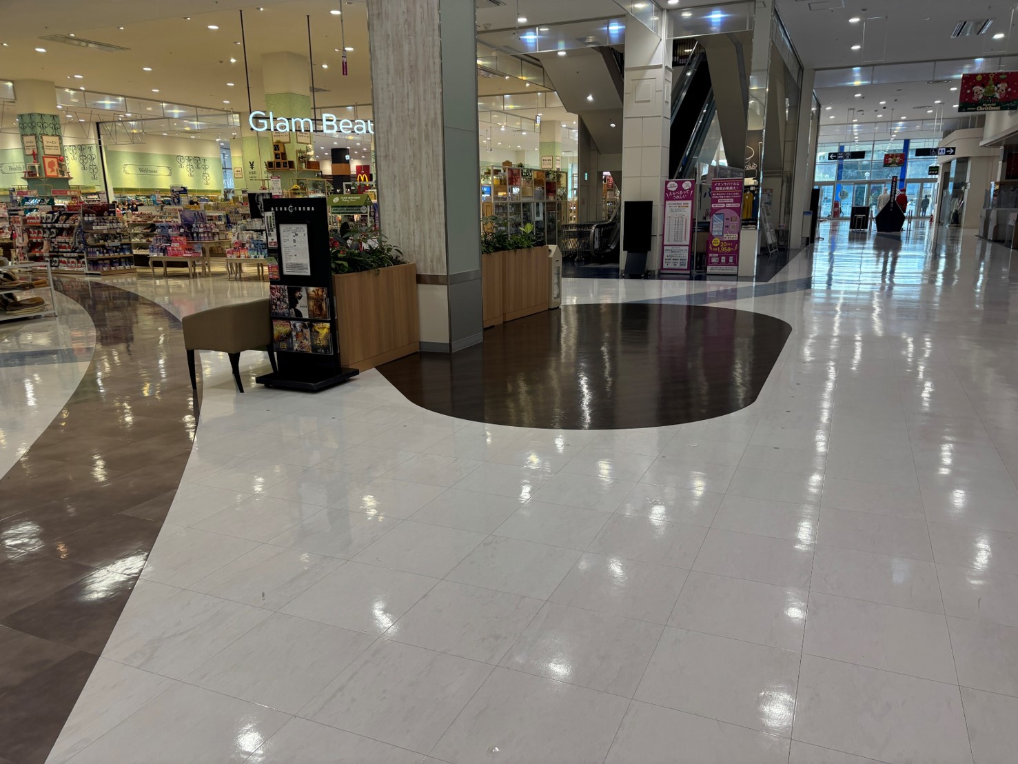 【イオンモール富士宮*】サウススクエア