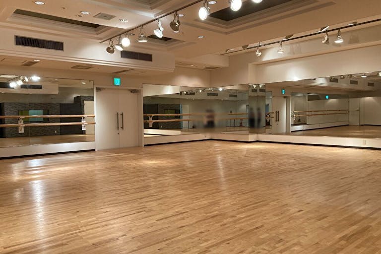 【大阪ベイタワー/ダンススタジオ】ヨガやダンスのワークショップ、発表会や展示イベントに適した弁天町駅直結のスタジオスペースの画像3