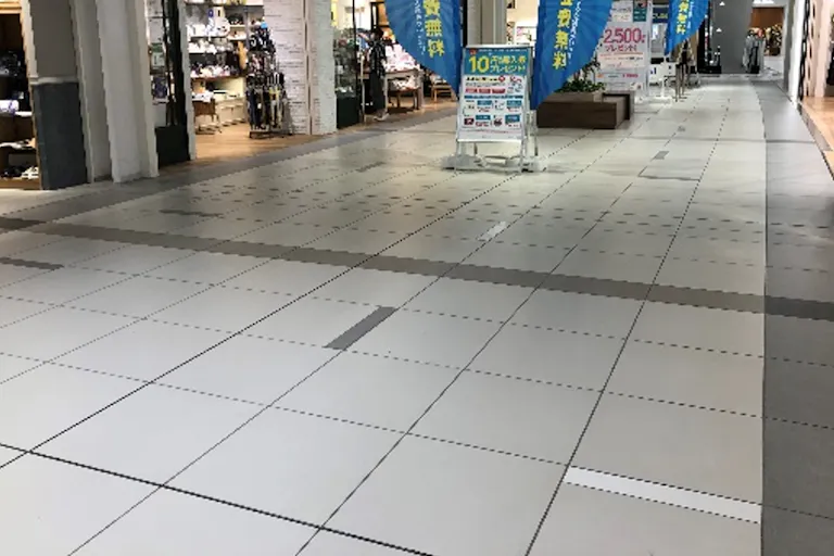 【ららぽーと海老名】2-④ 東南通路の画像1