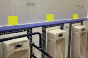 【イオンモール鶴見緑地】モール内広告 化粧室