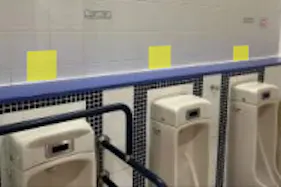 【イオンモール鶴見緑地】モール内広告 化粧室