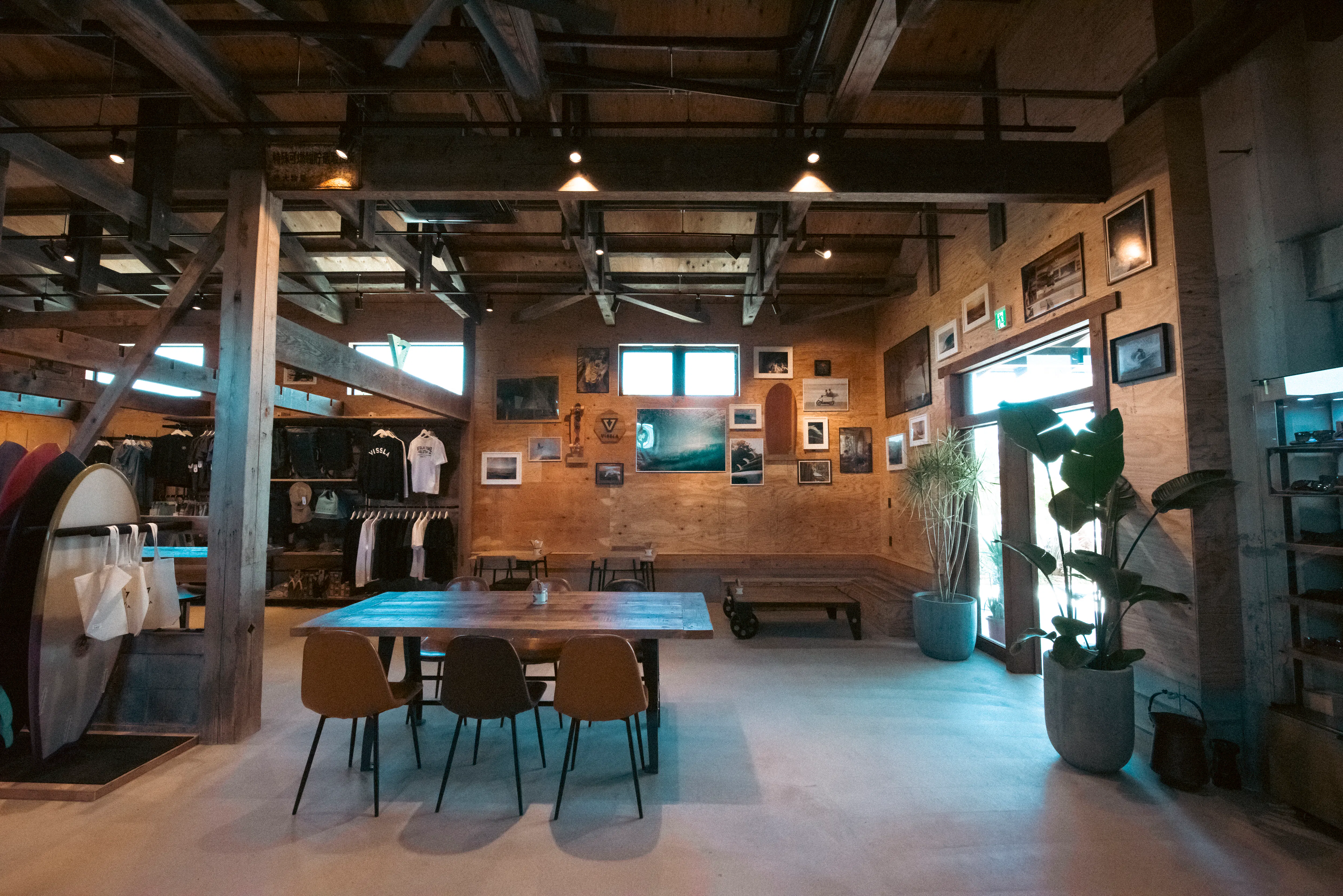 【九十九里町エリア】展示会やポップアップ利用に適したカリフォルニアイメージのカフェスペース