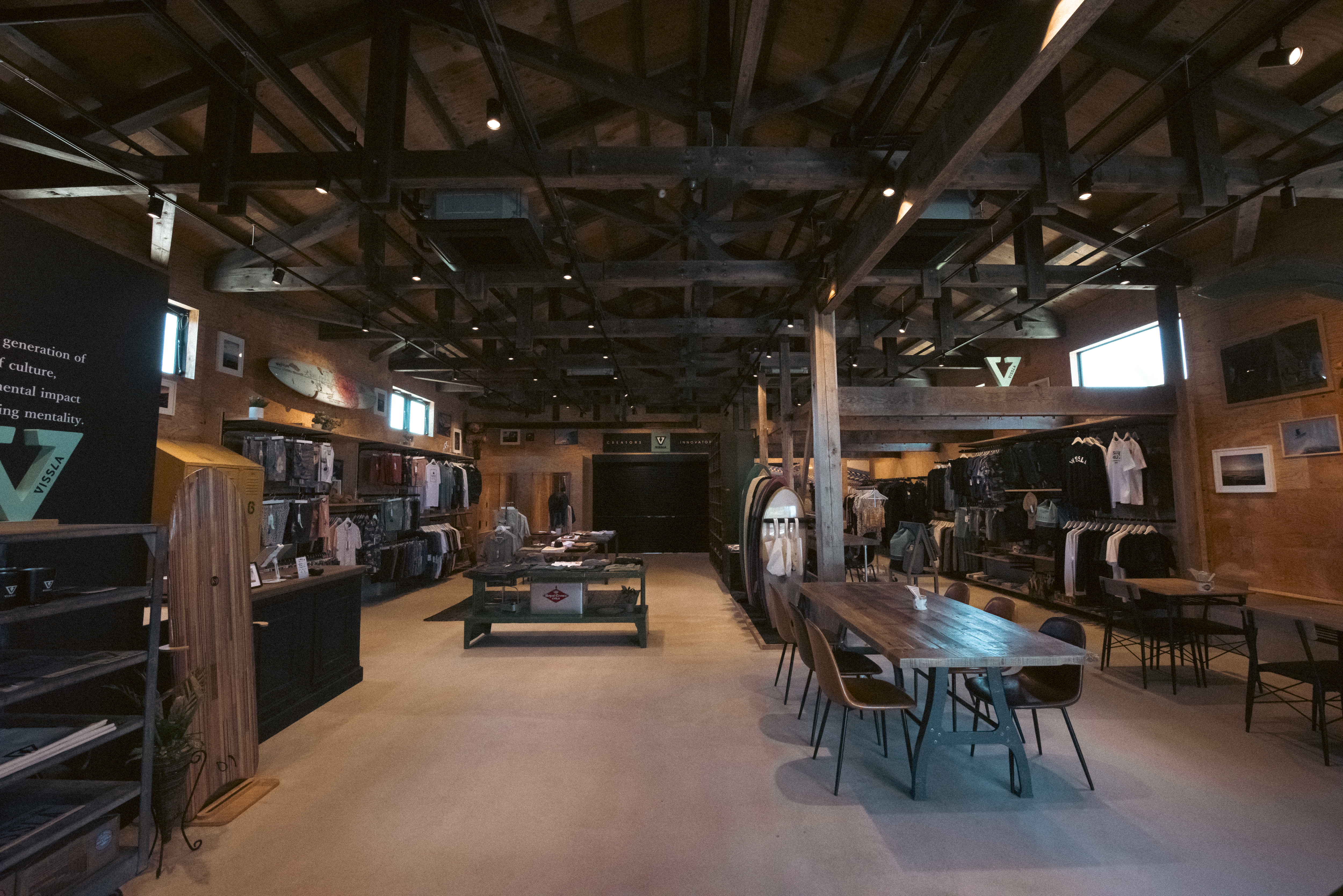 【九十九里町エリア】展示会やポップアップ利用に適したカリフォルニアイメージのカフェスペース