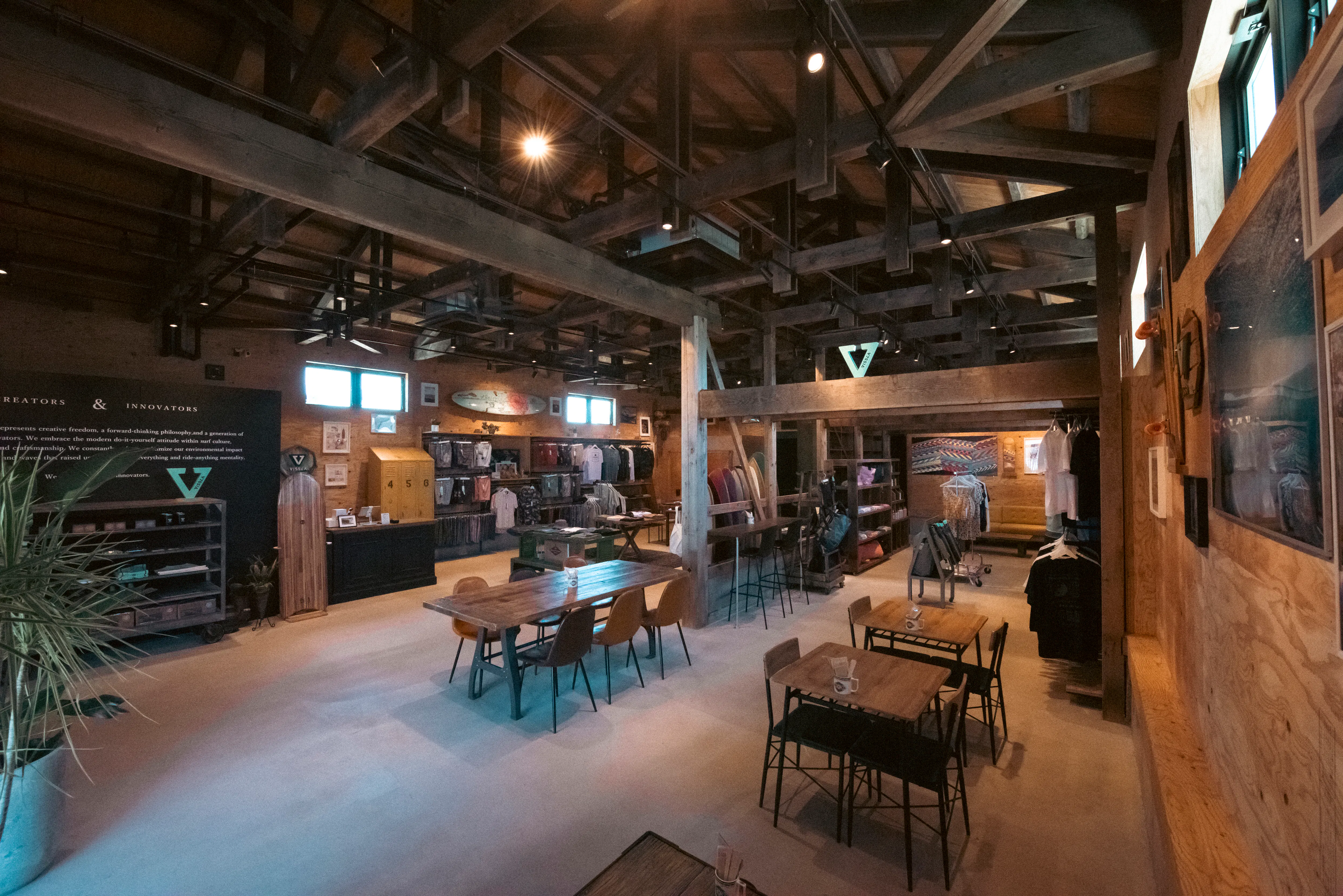 【九十九里町エリア】展示会やポップアップ利用に適したカリフォルニアイメージのカフェスペース