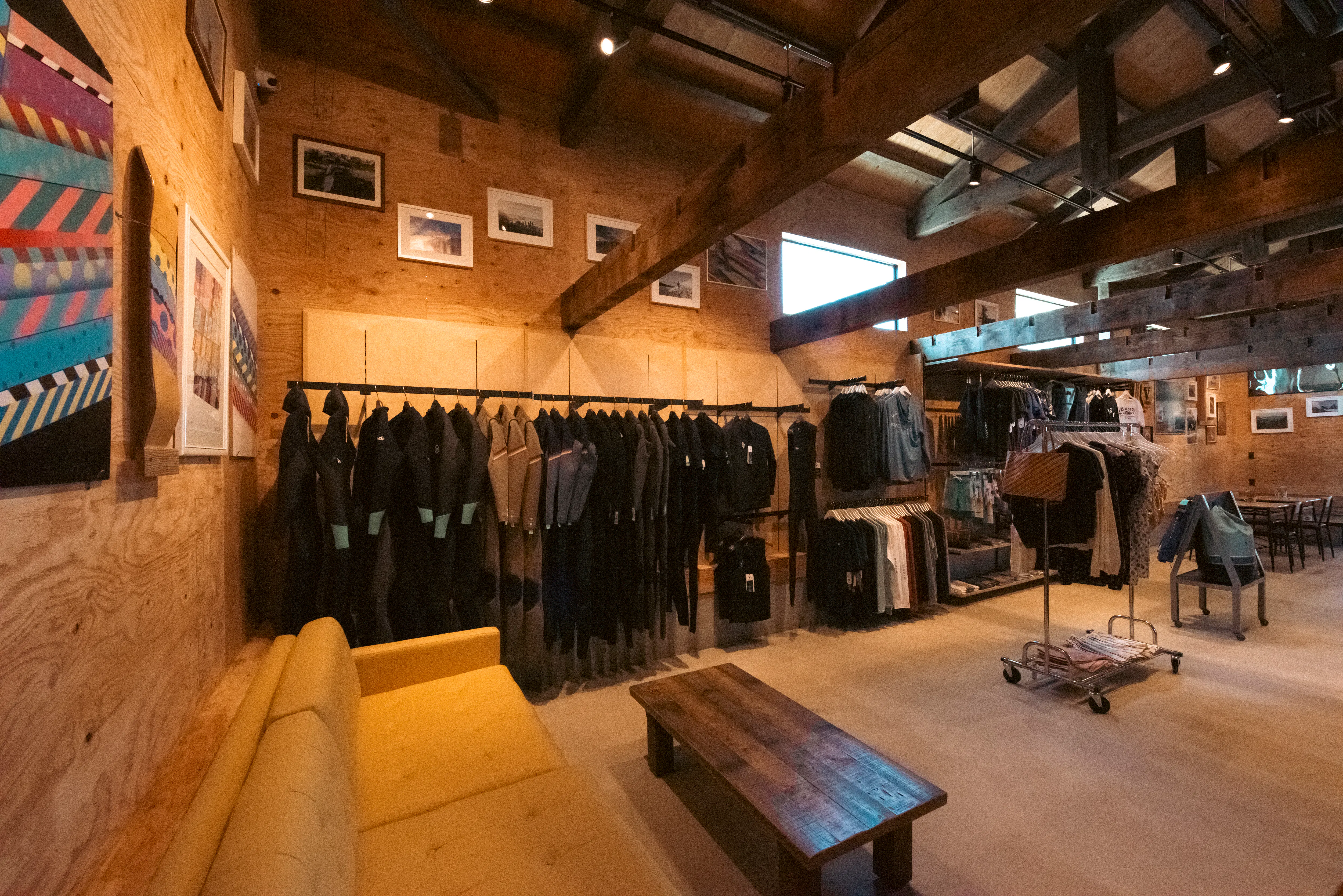 【九十九里町エリア】展示会やポップアップ利用に適したカリフォルニアイメージのカフェスペース