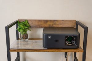 【平塚駅5分】オフ会等のプライベート利用に最適な特大スクリーン付きのレンタルスペース