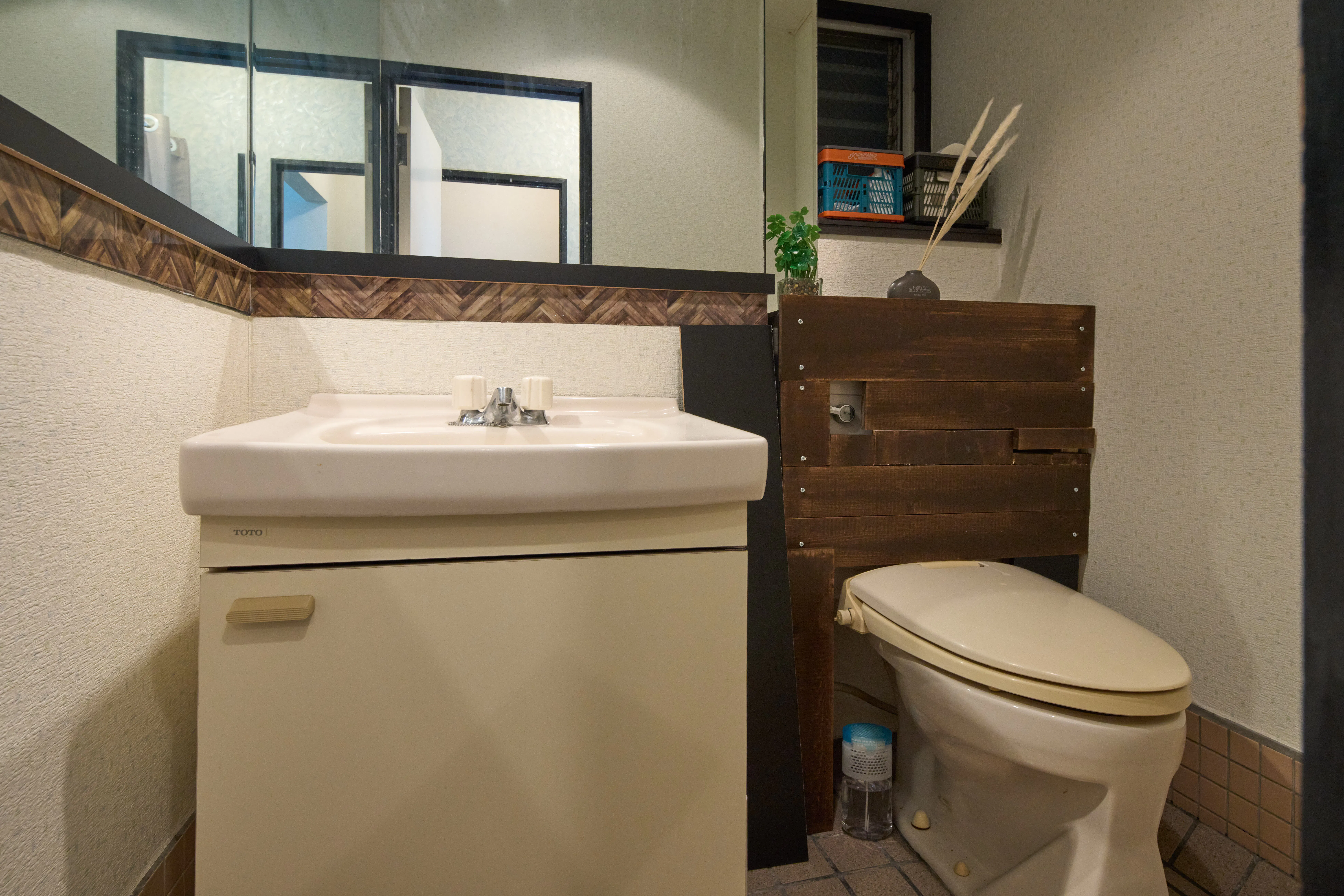 【平塚駅5分】オフ会等のプライベート利用に最適な特大スクリーン付きのレンタルスペース