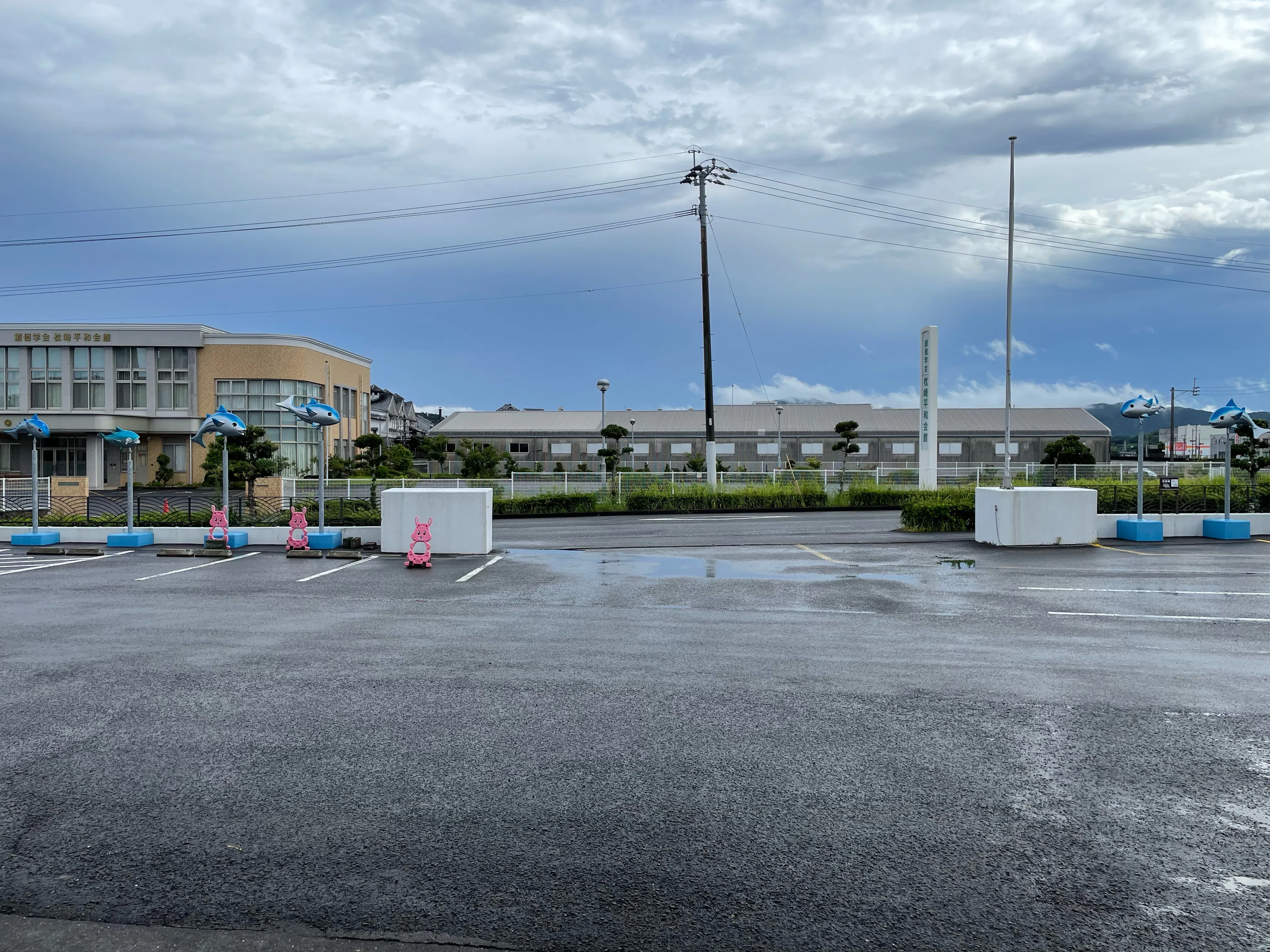 【枕崎市かつお公社】キッチンカーに最適なカツオの直売所の駐車場スペース