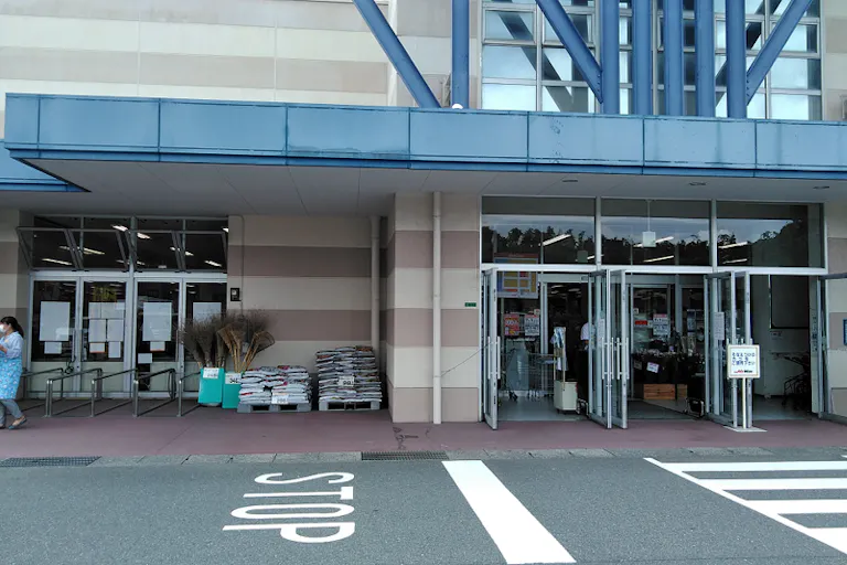 【ミスターマックス 宗像店】宝くじ・自販機の左側 販促プロモーションや物販用途に最適な総合ディスカウントストアの催事イベントスペースの画像5